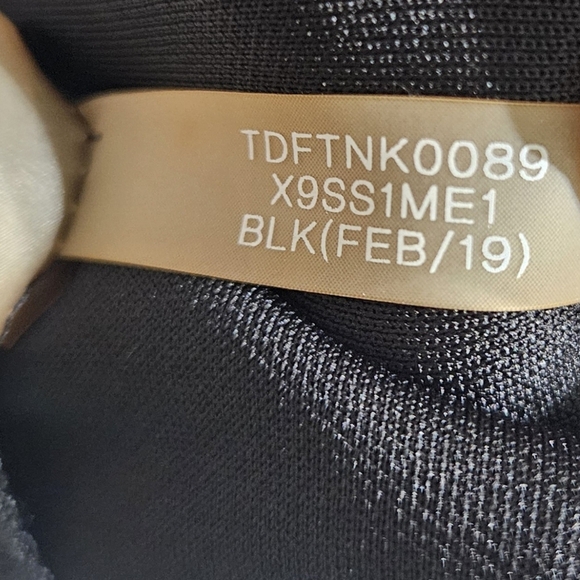 Tommy Hilfiger Ruffle Sleeve Black Shift Dress size 16W - Picture 8 of 8